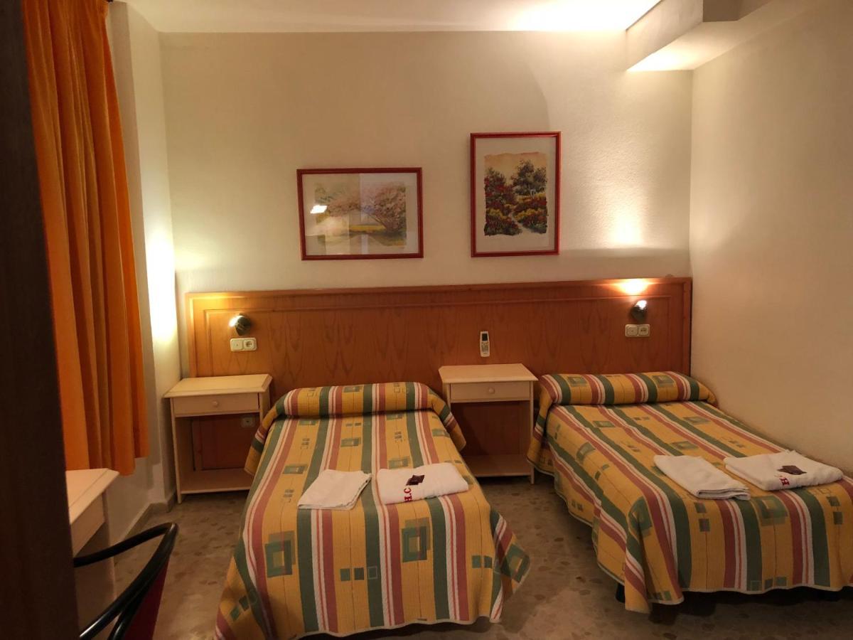 Hostal Carlos III El Ejido Zewnętrze zdjęcie